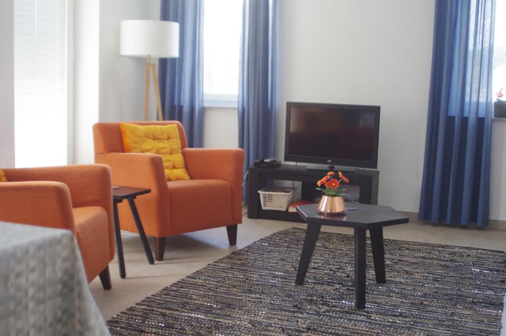 Das gelbe Haus 1 room 5